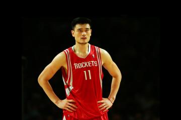 开云体育在线-双重终结，托尼的千场里程碑与爱尔兰破冰塞维利亚之夜