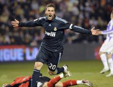 开云体育官方网站-从红土到硬地，兹维列夫的征服，一场关于网球场域与时代野心的宣言