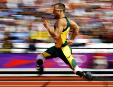 开云体育平台APP-篮球之夜双星闪耀，猛龙完胜公牛，詹姆斯超神表现点燃赛场