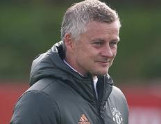 开云体育官方网站-关于曼联中场受伤引担忧，索尔斯克亚欲寻新替补的信息