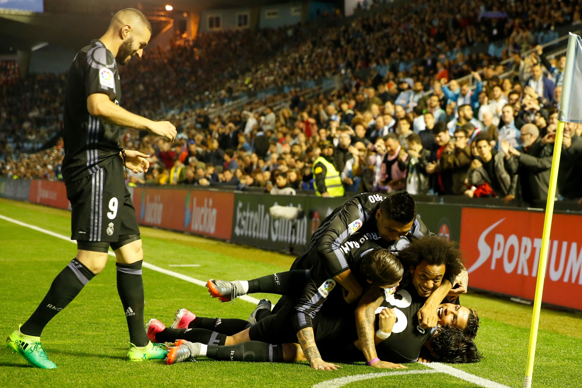 开云体育平台APP-萨索洛较量惨败，陷入略显低迷局面