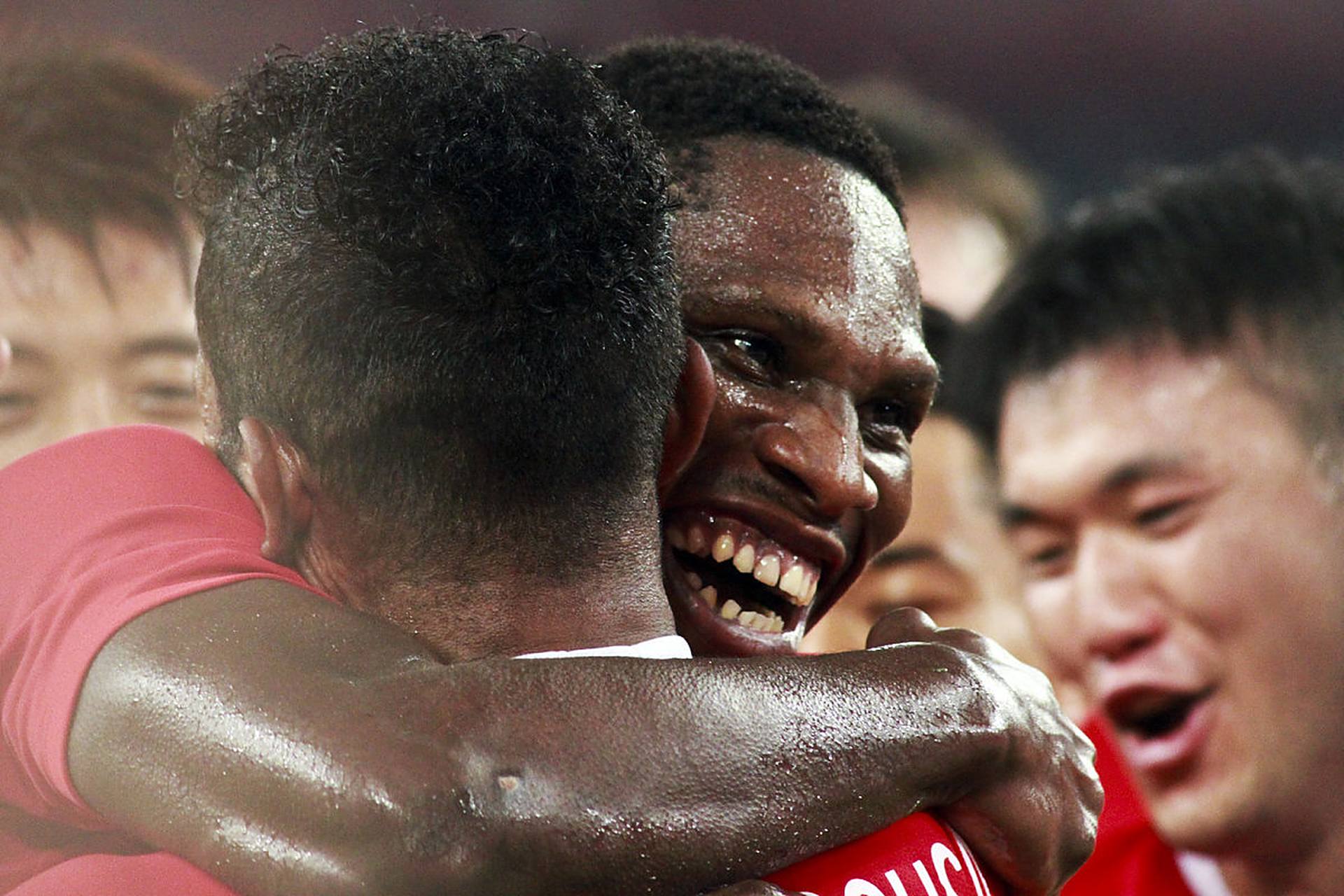 开云体育在线-非洲女足比赛掀起热潮,球迷狂热